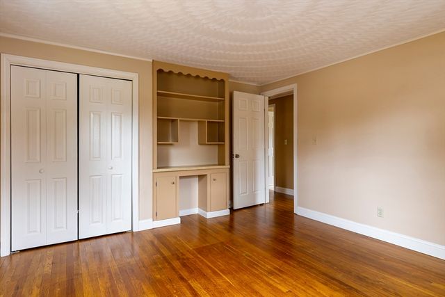 5 Suzanne Ter, Grafton, MA 01536