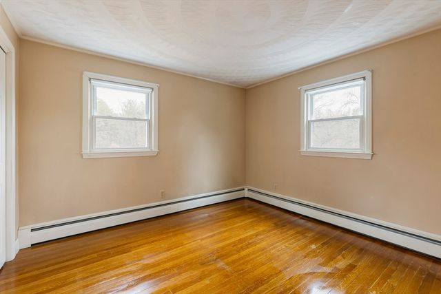 5 Suzanne Ter, Grafton, MA 01536