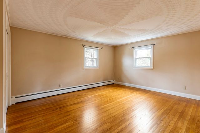 5 Suzanne Ter, Grafton, MA 01536