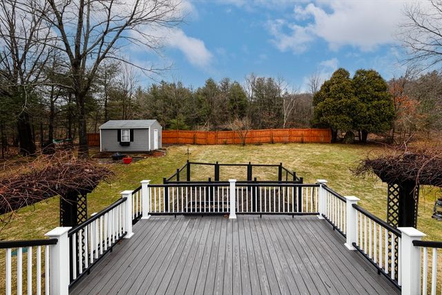 5 Suzanne Ter, Grafton, MA 01536