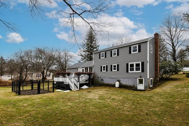 5 Suzanne Ter, Grafton, MA 01536