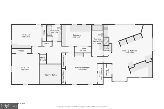 12 CIRCLE DR, Moorestown, NJ 08057