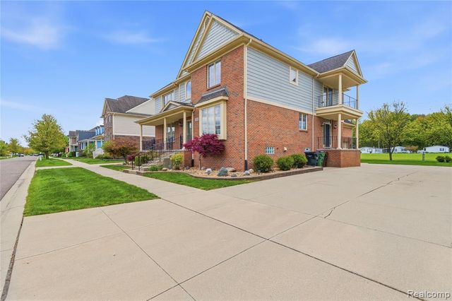 49783 Golden Park Drive, Utica, MI 48315