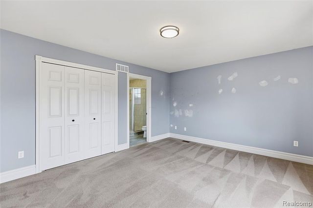 49783 Golden Park Drive, Utica, MI 48315
