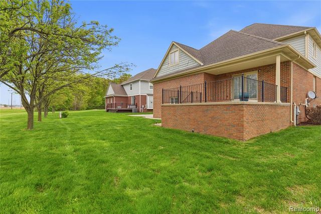 49783 Golden Park Drive, Utica, MI 48315