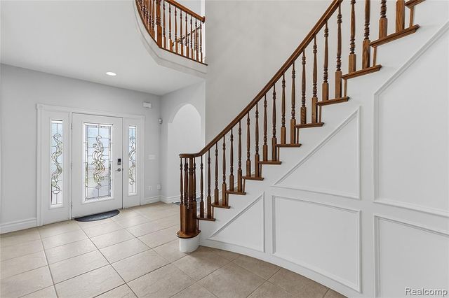 49783 Golden Park Drive, Utica, MI 48315