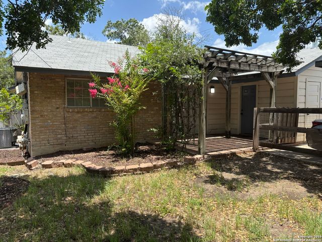 1002 Mt Riga, San Antonio, TX 78213