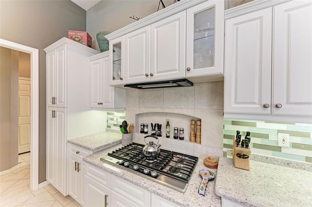 8118 WATERVIEW BOULEVARD, Lakewood Ranch, FL 34202