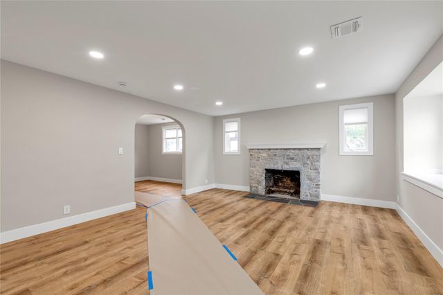 14 Dover Court, Rockville Centre, NY 11570