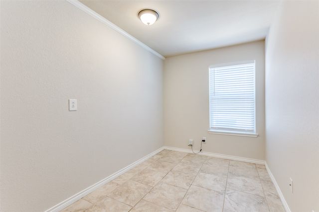 520 Pollyann Trail, Fort Worth, TX 76052