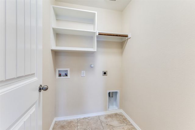 520 Pollyann Trail, Fort Worth, TX 76052