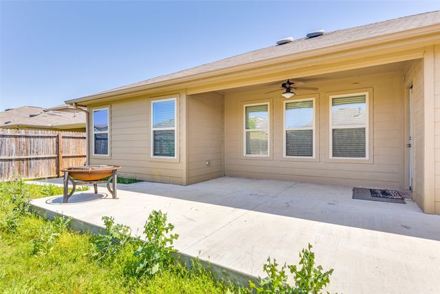 520 Pollyann Trail, Fort Worth, TX 76052