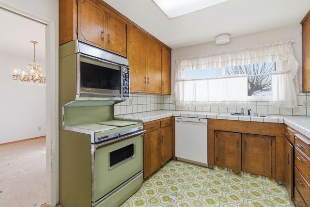 11551 E Tokay Colony Rd, Lodi, CA 95240