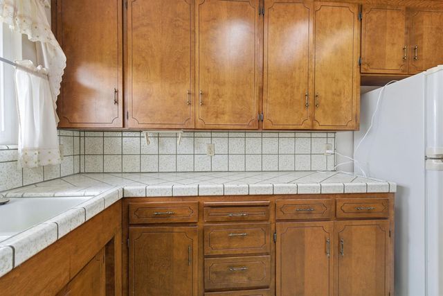 11551 E Tokay Colony Rd, Lodi, CA 95240