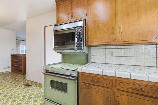 11551 E Tokay Colony Rd, Lodi, CA 95240