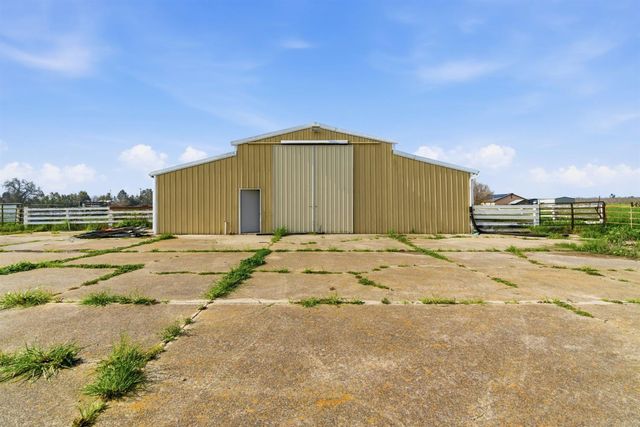 11551 E Tokay Colony Rd, Lodi, CA 95240