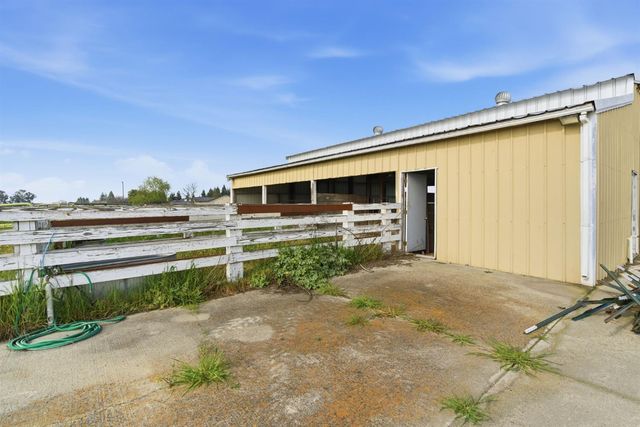 11551 E Tokay Colony Rd, Lodi, CA 95240