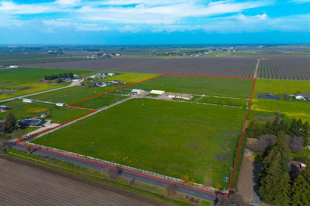 11551 E Tokay Colony Rd, Lodi, CA 95240