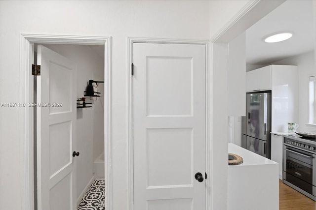 1850 NW 53rd St, Miami, FL 33142