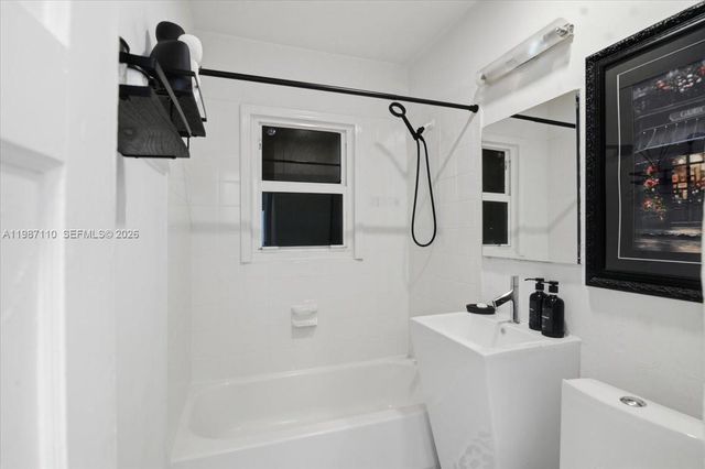 1850 NW 53rd St, Miami, FL 33142