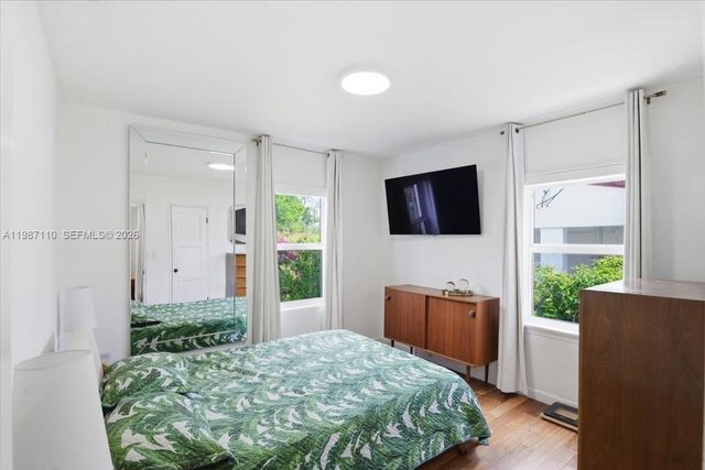 1850 NW 53rd St, Miami, FL 33142