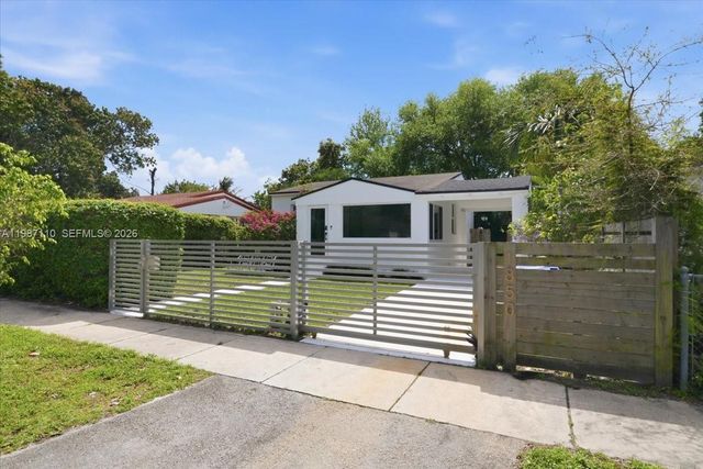 1850 NW 53rd St, Miami, FL 33142