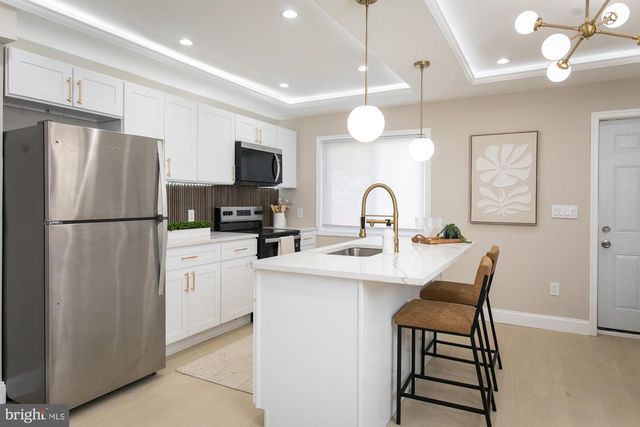 4903 CHALGROVE AVE, Baltimore, MD 21215