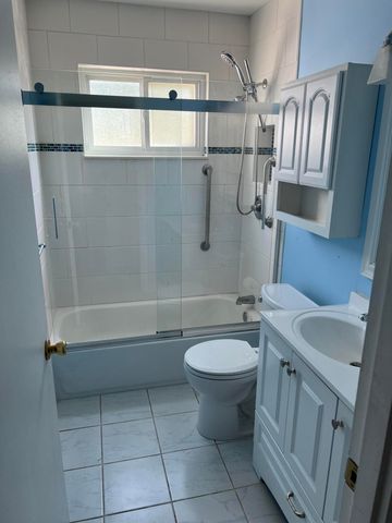 19436 Donna Street, Livonia, MI 48152