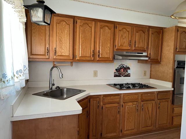 19436 Donna Street, Livonia, MI 48152