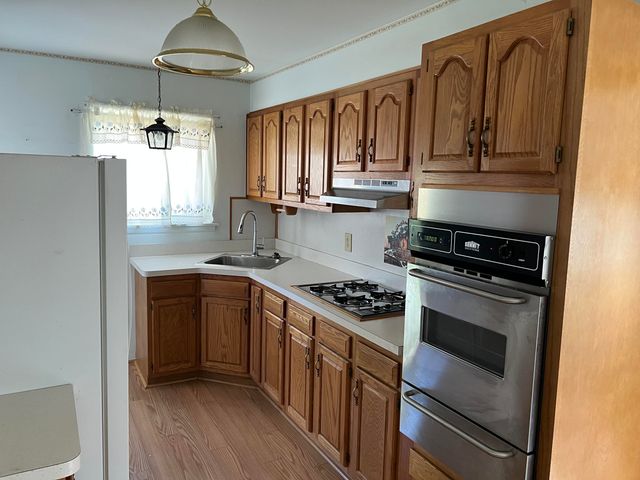 19436 Donna Street, Livonia, MI 48152