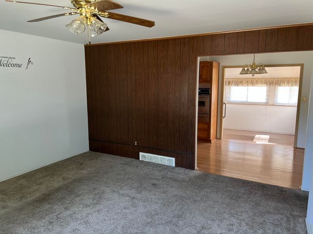 19436 Donna Street, Livonia, MI 48152