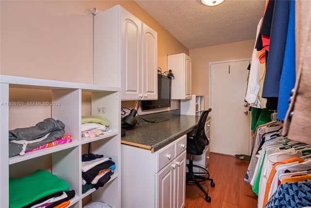 1833 S Ocean Dr 902, Hallandale Beach, FL 33009