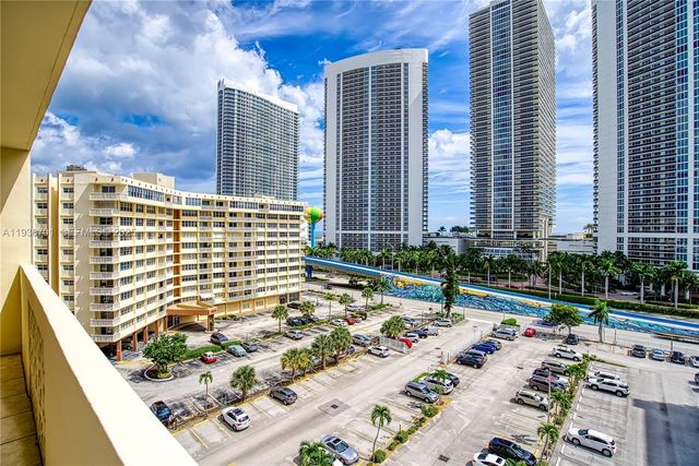 1833 S Ocean Dr 902, Hallandale Beach, FL 33009