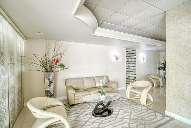 1833 S Ocean Dr 902, Hallandale Beach, FL 33009