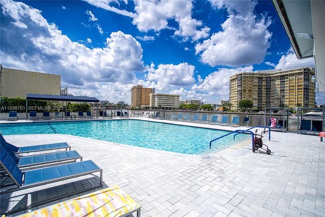 1833 S Ocean Dr 902, Hallandale Beach, FL 33009