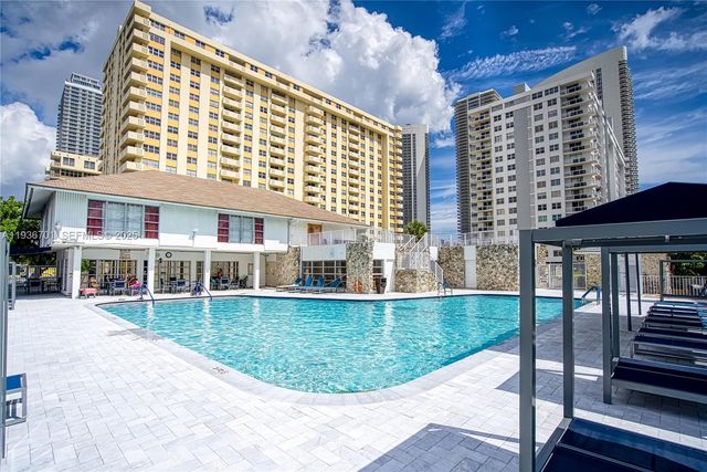 1833 S Ocean Dr 902, Hallandale Beach, FL 33009