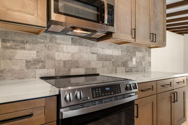 1663 Glen Dr, Placerville, CA 95667