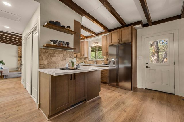 1663 Glen Dr, Placerville, CA 95667