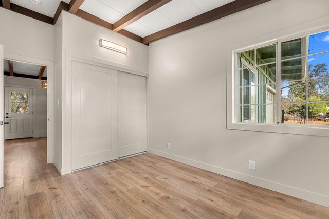 1663 Glen Dr, Placerville, CA 95667