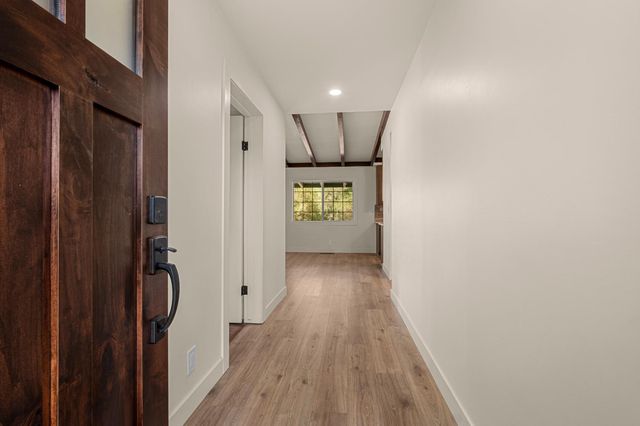 1663 Glen Dr, Placerville, CA 95667