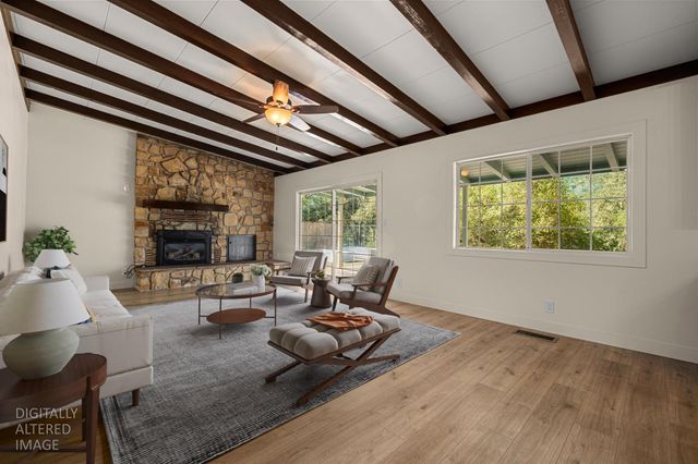 1663 Glen Dr, Placerville, CA 95667