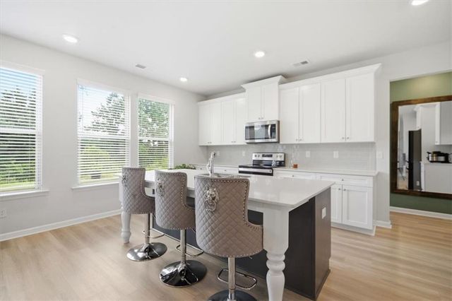 2116 Cadenza Circle, Dacula, GA 30019