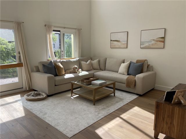 310 Swans Wharf Row, Newport, RI 02840