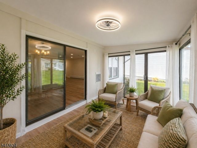 149 Maclura Plz, Monroe Twp., NJ 08831