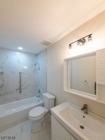 149 Maclura Plz, Monroe Twp., NJ 08831