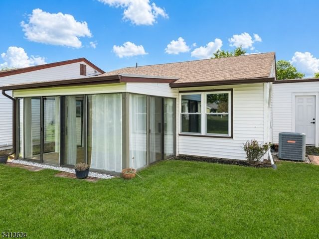 149 Maclura Plz, Monroe Twp., NJ 08831