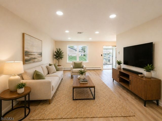 149 Maclura Plz, Monroe Twp., NJ 08831