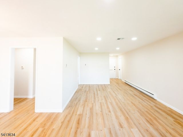 149 Maclura Plz, Monroe Twp., NJ 08831