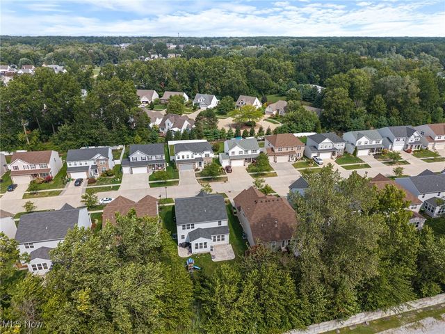 32825 Rebecca Lane, Avon Lake, OH 44012