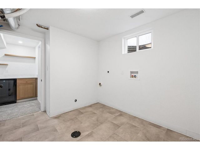 1470 S Cody St, Lakewood, CO 80232